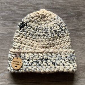 Artisan Chunky Wool Crochet Beanie Ivory Gray Black